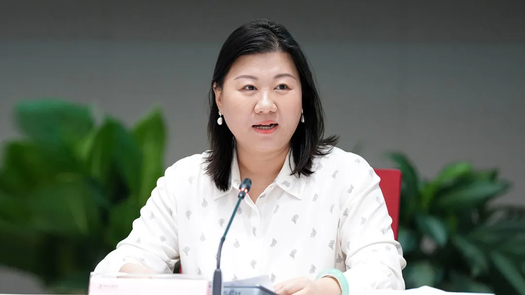 【头条】太阳纸业李娜:以稳筑基、以新赋能,激活绿色发展新动能