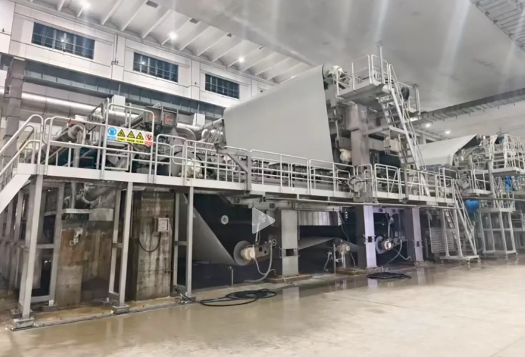 浙江森林联合纸业PM7开机出纸