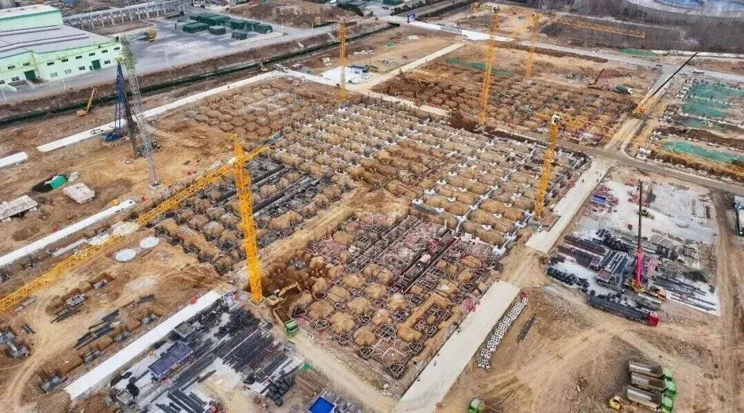 郑州磊展与亚太森博（山东）签订50万吨生活用纸项目二期备浆系统的全套设备合同